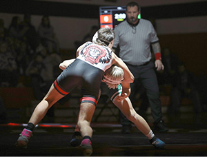 students wrestling