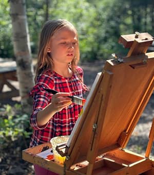 Student painting art