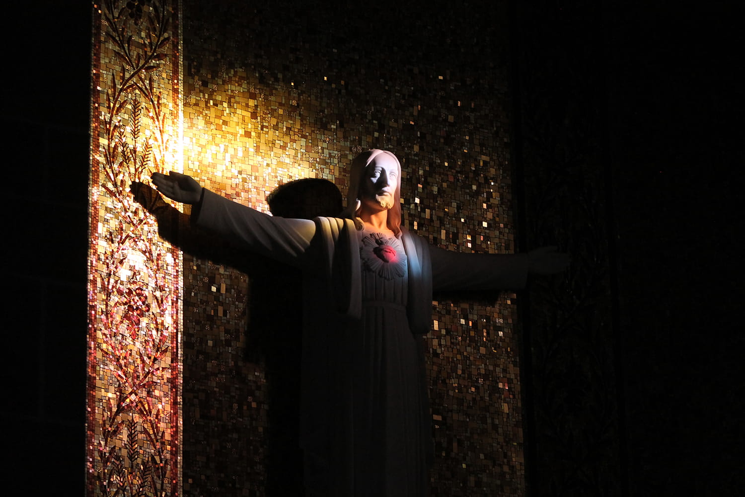 Apostles of the Sacred Heart building