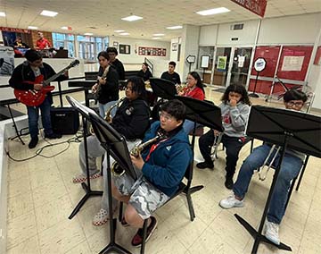 Jazz band practicing