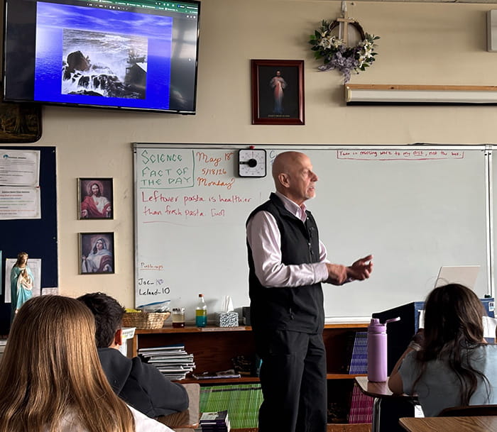 Guest speaker Karl Bohnak speaking to 5th graders