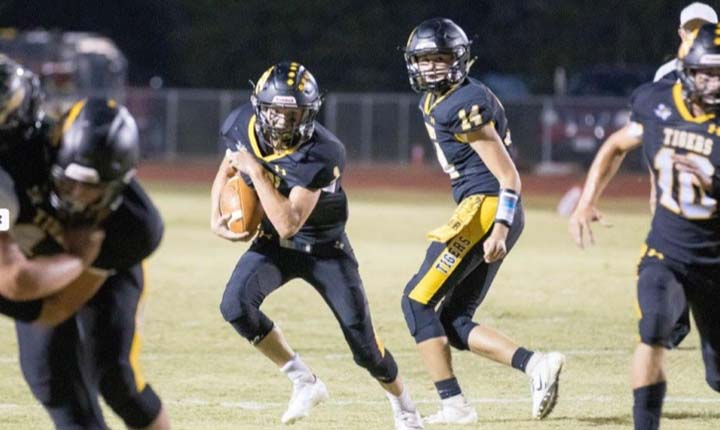 slide_HSAthletics_091