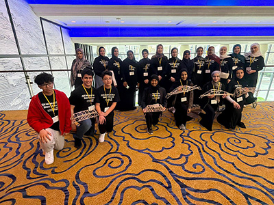 Students at the MDOT Bridge competition