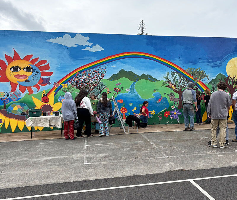 HMES Mural Magic: A Fresh Coat of Creativity!
